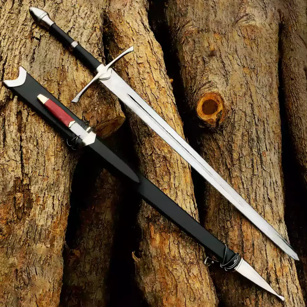 Buy Aragorns Sword replica close-up