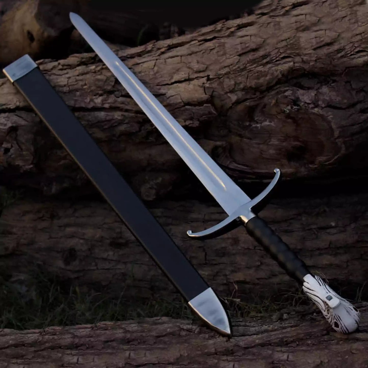 Long Claw Sword
