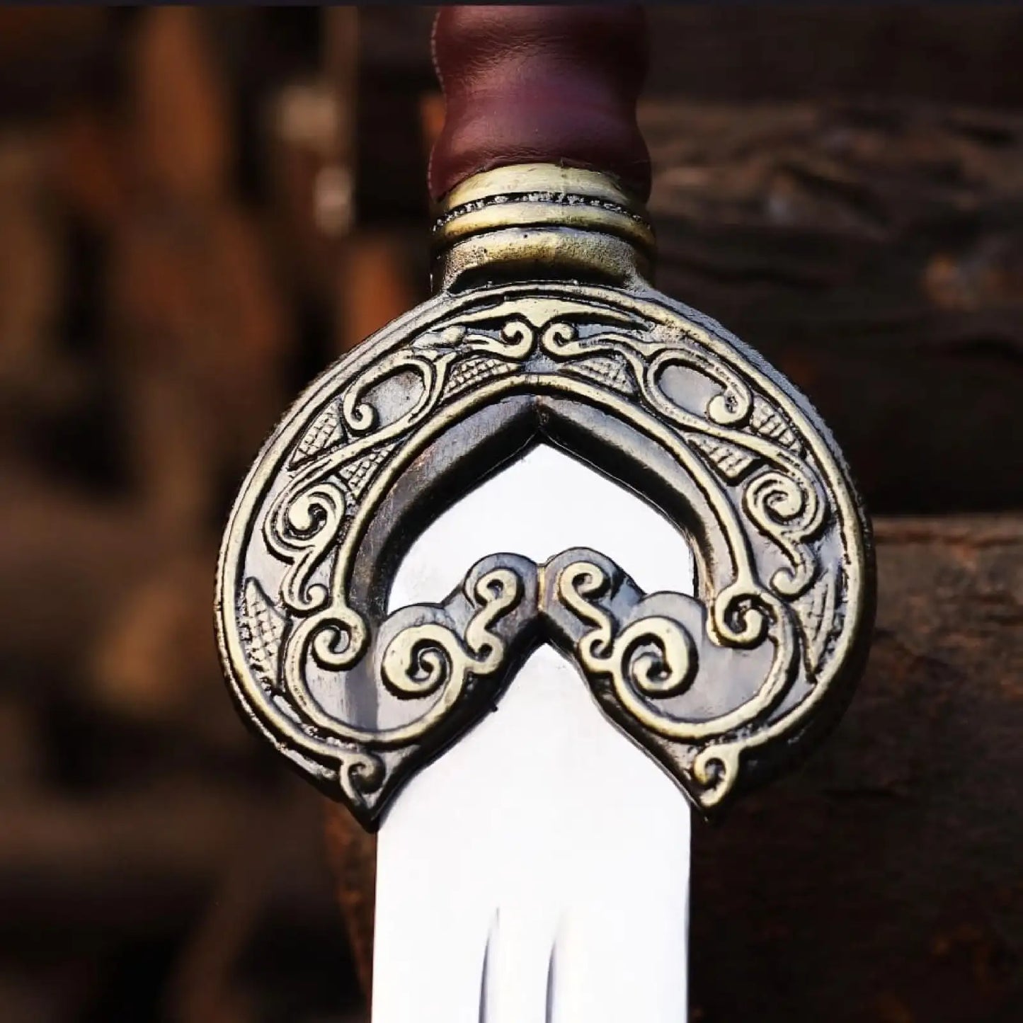 Handmade LOTR King Theoden Herugrim Sword Replica
